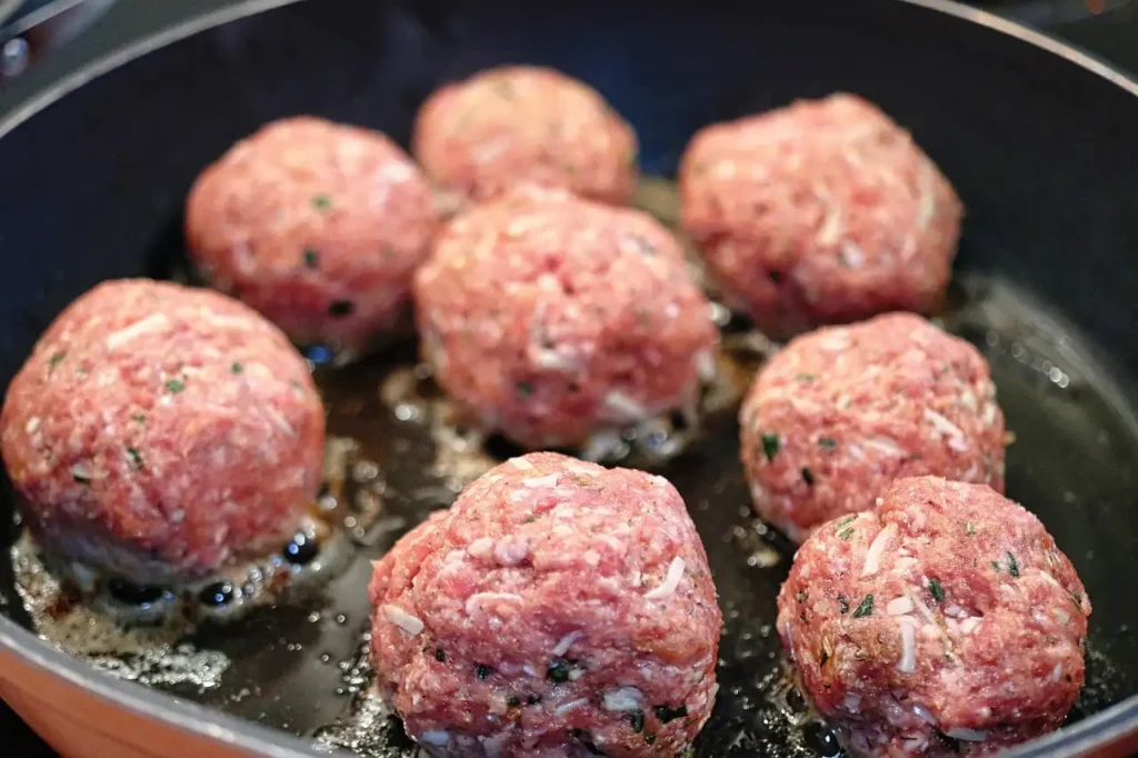 Zelf gehaktballen maken met ui: recept